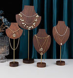 Buste Pour Collier en Bois - Vignette | Les Boîtes d'Aphrodite