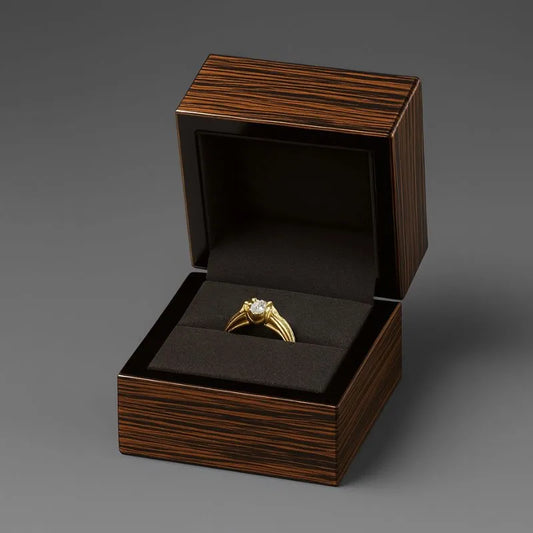 Écrin à Bague en Teck