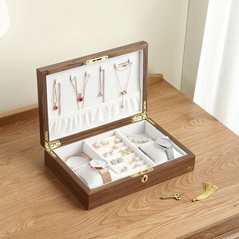 boite à bijoux en bois clair