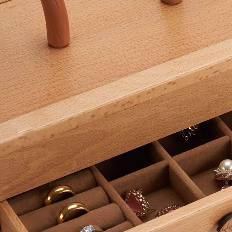 Boîte à Bijoux <br/> en Bois Sculpté