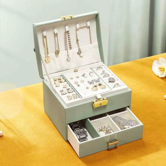 Boîte à Bijoux avec Clés