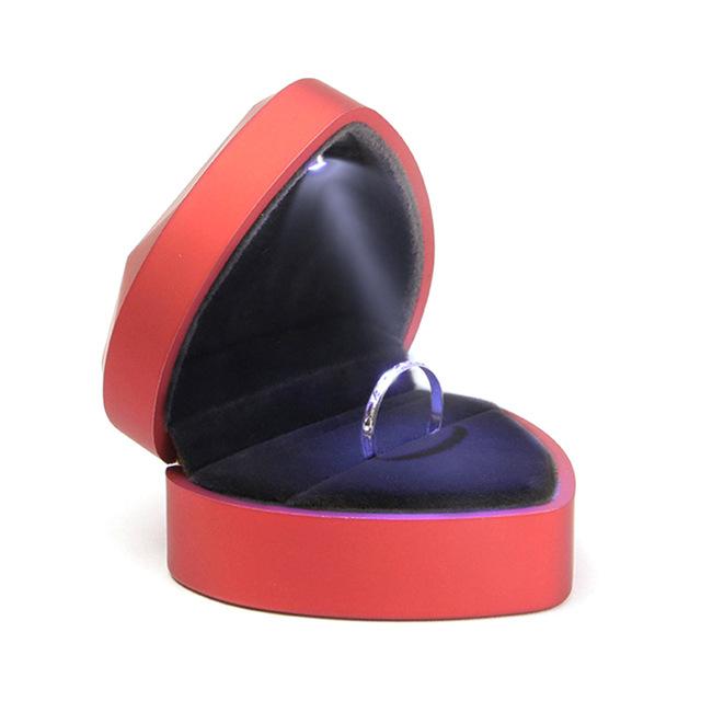 écrin à bijoux cœur or rouge