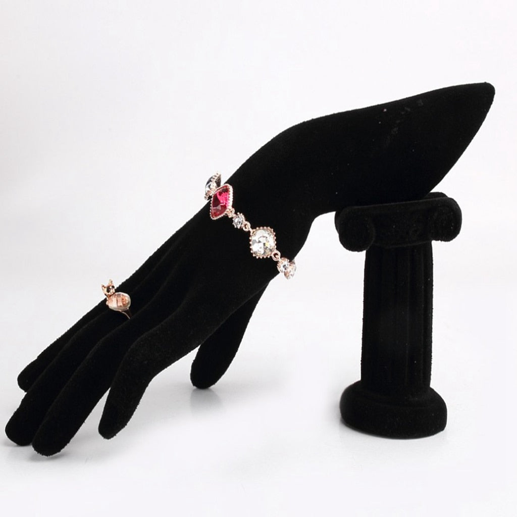 porte bijoux gant de velours noir
