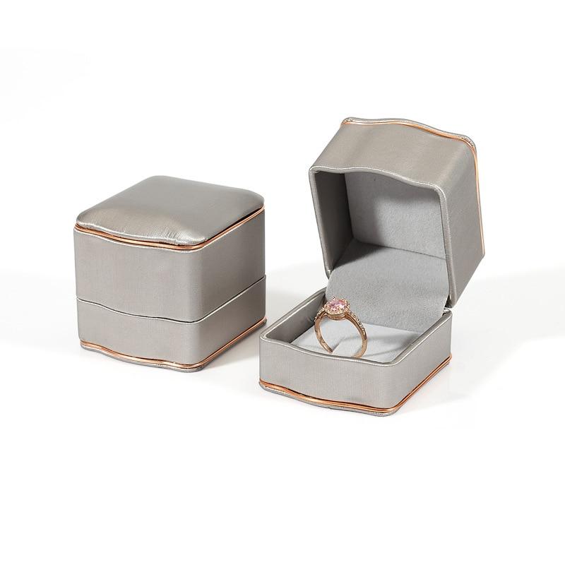 écrin à bijoux cuir classique bague