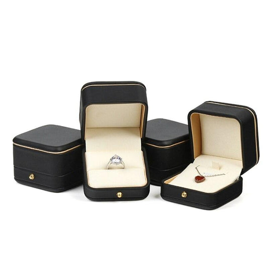 écrin à bijoux noir ou blanc collection