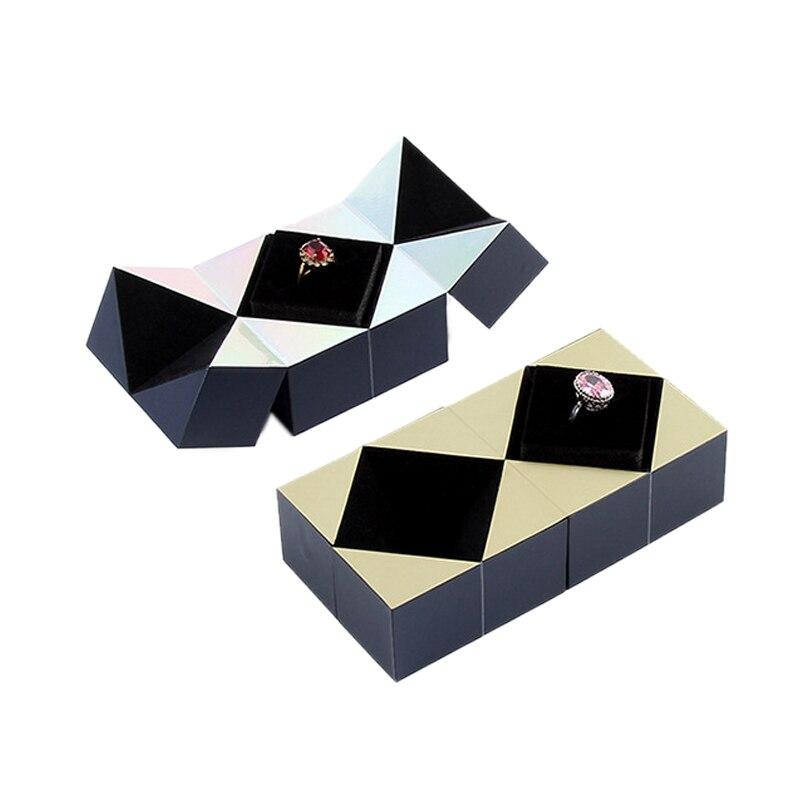 écrin à bijoux cube magique or et bleu