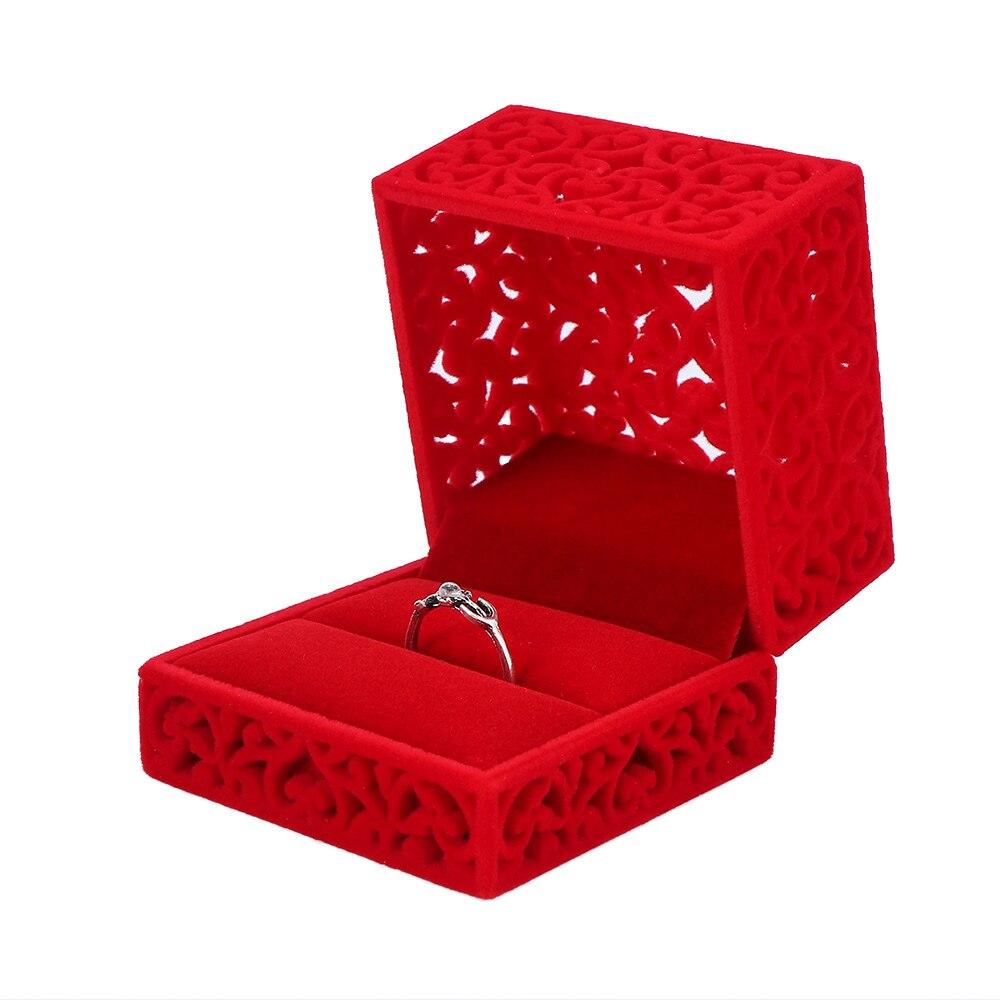 écrin à bijoux velours oriental rouge mariage