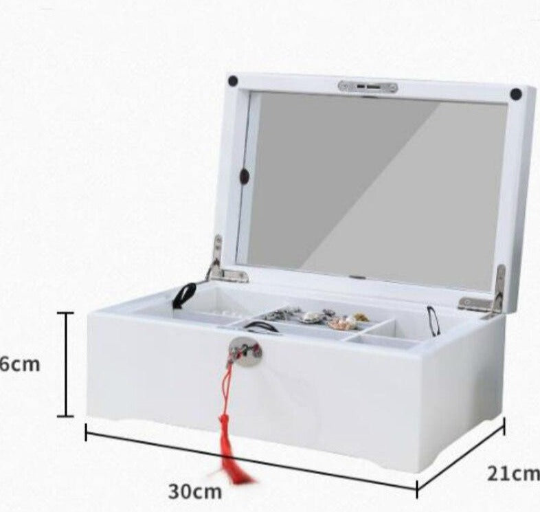 boite pratique blanche