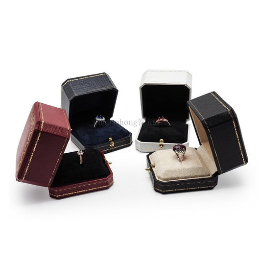 Écrin à Bague Noir