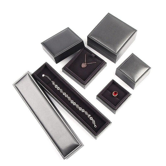 Écrin Collier Cuir Gris