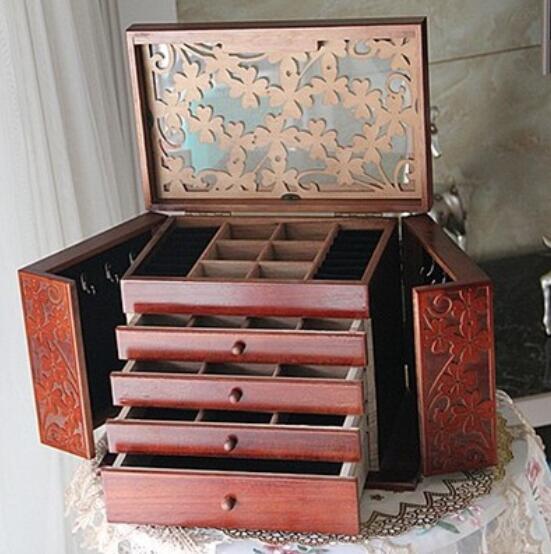 boite bijoux en bois sculpté serrure